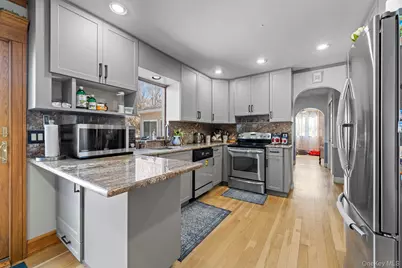 19 Austin Lane, East Northport, NY 11743 - Photo 11