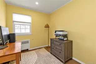 8 E Gate, Plainview, NY 11803 - Photo 9