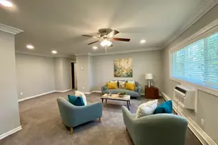 327 Brook Ave, Bay Shore, NY 11706 - Photo 5