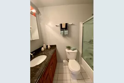 327 Brook Avenue #327-2B, Bay Shore, NY 11706 - Photo 9