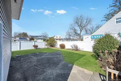 178 5th Avenue, West Babylon, NY 11704 - Photo 7