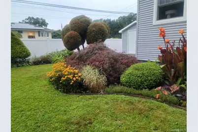 136 Park Avenue, Deer Park, NY 11729 - Photo 35