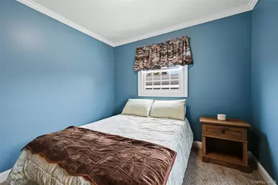 136 Park Avenue, Deer Park, NY 11729 - Photo 19