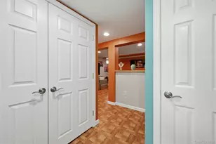 136 Park Ave, Deer Park, NY 11729 - Photo 23