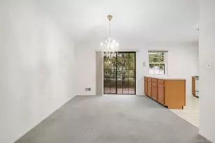 422 Somerset Dr, Pearl River, NY 10965 - Photo 11