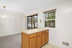 422 Somerset Dr, Pearl River, NY 10965 - Photo 13