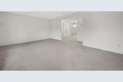 422 Somerset Drive #B, Pearl River, NY 10965 - Photo 17