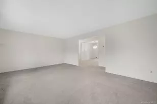 422 Somerset Dr, Pearl River, NY 10965 - Photo 17