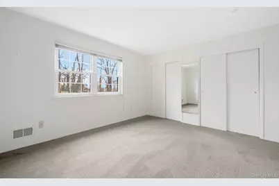 422 Somerset Drive #B, Pearl River, NY 10965 - Photo 19