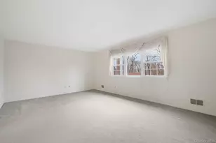 422 Somerset Dr, Pearl River, NY 10965 - Photo 15