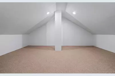 24058 65th Avenue, Little Neck, NY 11362 - Photo 15