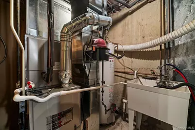 24058 65th Avenue, Little Neck, NY 11362 - Photo 23