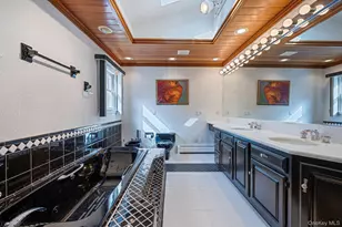 3 New Jersey Ct, Dix Hills, NY 11746 - Photo 33