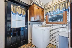 3 New Jersey Ct, Dix Hills, NY 11746 - Photo 35