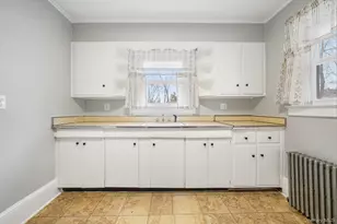 34 Waldberg Ave, Congers, NY 10920 - Photo 15