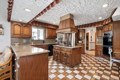 [Address not provided], Glen Head, NY 11545 - Photo 9