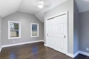 115 Clinton Ave, Patchogue, NY 11772 - Photo 15