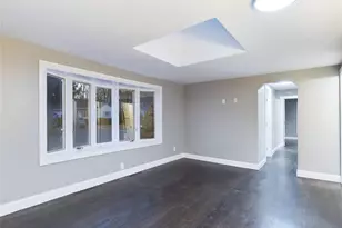 115 Clinton Ave, Patchogue, NY 11772 - Photo 13