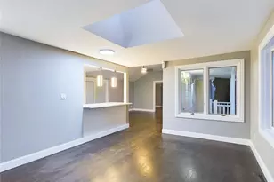 115 Clinton Ave, Patchogue, NY 11772 - Photo 9