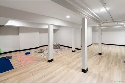 36 Storm Street, Tarrytown, NY 10591 - Photo 21