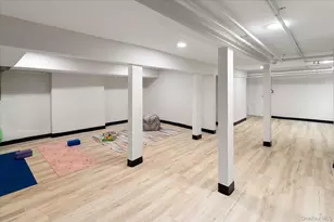 36 Storm St, Tarrytown, NY 10591 - Photo 21