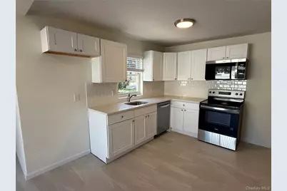 225 Fir Grove Road, Ronkonkoma, NY 11779 - Photo 7