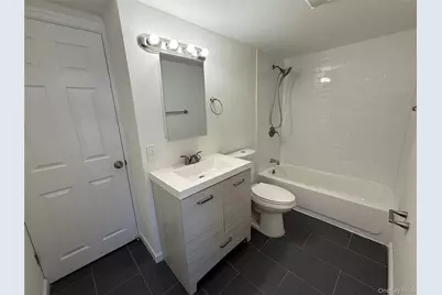 225 Fir Grove Road, Ronkonkoma, NY 11779 - Photo 19