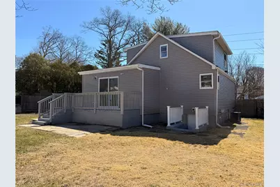 225 Fir Grove Road, Ronkonkoma, NY 11779 - Photo 3