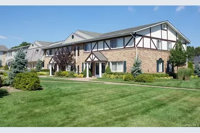 90 Moonlight Walk #90, Holbrook, NY 11741 - Photo 1