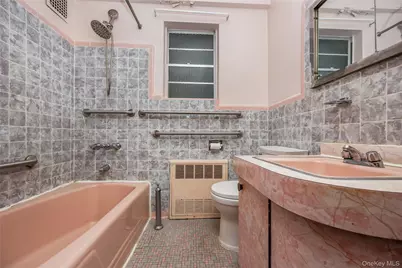 41-18 149th Pl, Flushing, NY 11355 - Photo 11