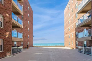 370 W Broadway, Long Beach, NY 11561 - Photo 23