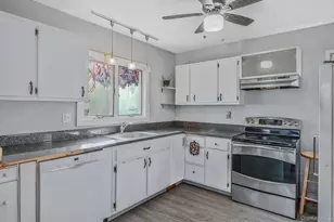 64 Beech Ave, Farmingville, NY 11738 - Photo 9