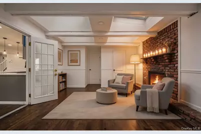 305 S 8th Street, New Hyde Park, NY 11040 - Photo 9