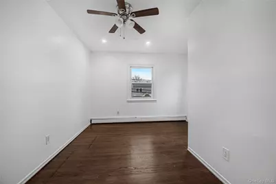 305 S 8th Street, New Hyde Park, NY 11040 - Photo 21