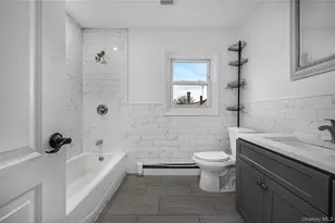 305 S 8th St, New Hyde Park, NY 11040 - Photo 19