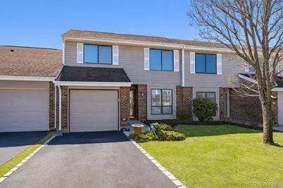 240 Pond View Lane, Smithtown, NY 11787 - Photo 1