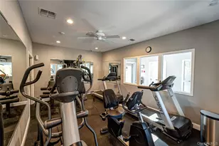 240 Pond View Ln, Smithtown, NY 11787 - Photo 29