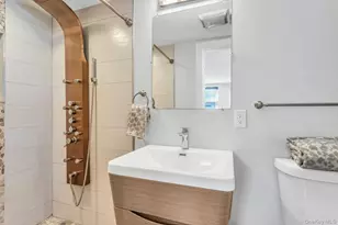 25 Young St, West Babylon, NY 11704 - Photo 15