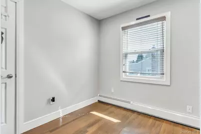 25 Young Street, West Babylon, NY 11704 - Photo 11