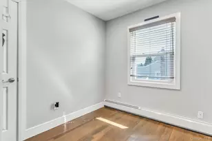 25 Young St, West Babylon, NY 11704 - Photo 11