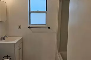 18 Village Ml, Haverstraw, NY 10927 - Photo 13