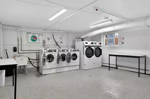 1 Toms Point Ln, Port Washington, NY 11050 - Photo 15