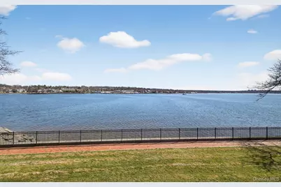 1 Toms Point Lane #3C, Port Washington, NY 11050 - Photo 37