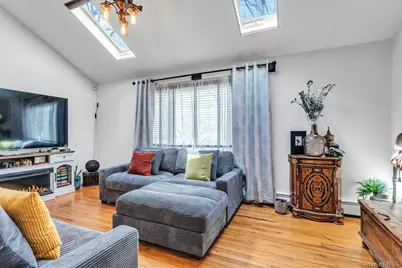 36 N Morris Avenue, Farmingville, NY 11738 - Photo 9