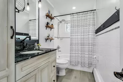 36 N Morris Avenue, Farmingville, NY 11738 - Photo 17