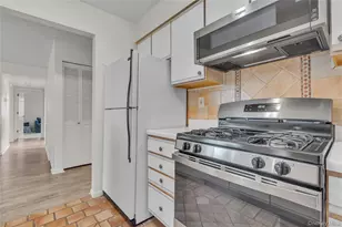 17 Bayberry Dr, Peekskill, NY 10566 - Photo 9