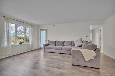 17 Bayberry Drive, Peekskill, NY 10566 - Photo 5