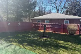 200 North St, Newburgh, NY 12550 - Photo 31