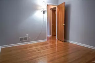 200 North St, Newburgh, NY 12550 - Photo 15