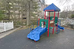 26 Hillside Terrace, White Plains, NY 10601 - Photo 15